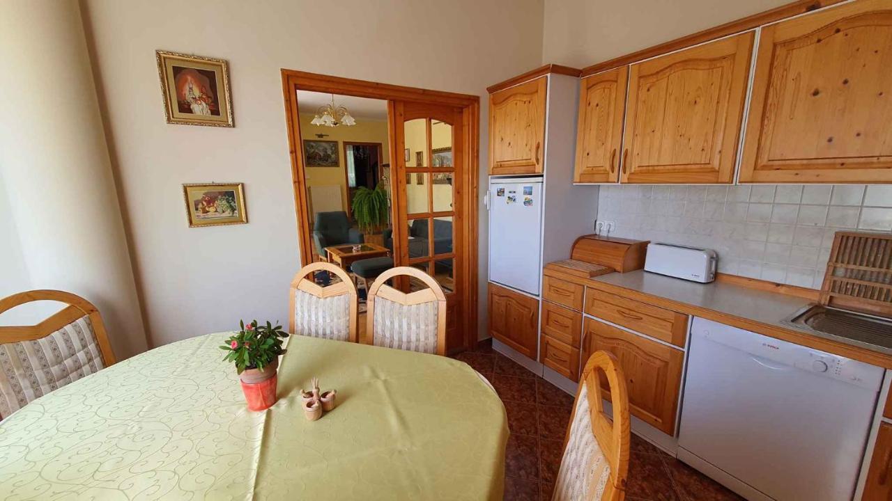 Apartment In Fonyod/Balaton 18580 ภายนอก รูปภาพ