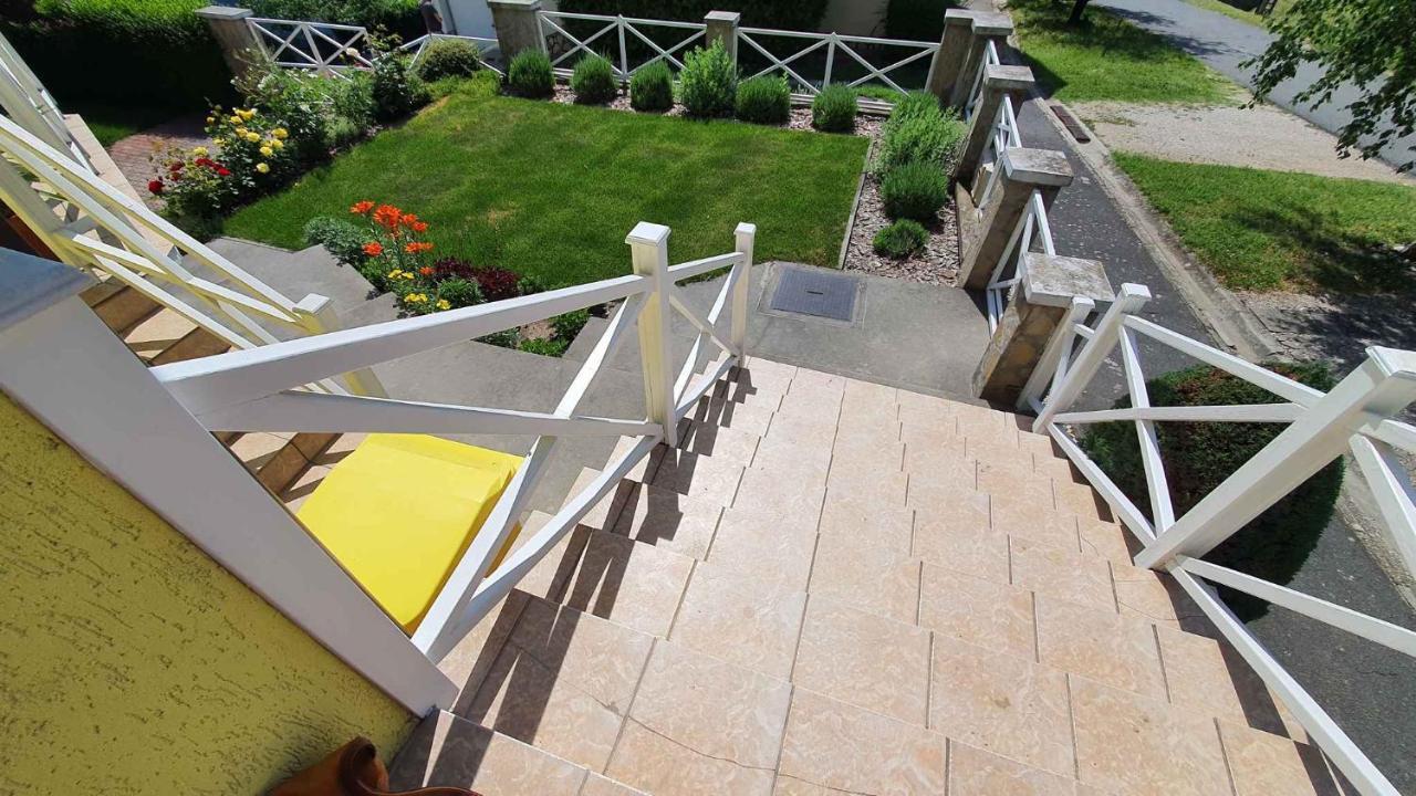 Apartment In Fonyod/Balaton 18580 ภายนอก รูปภาพ