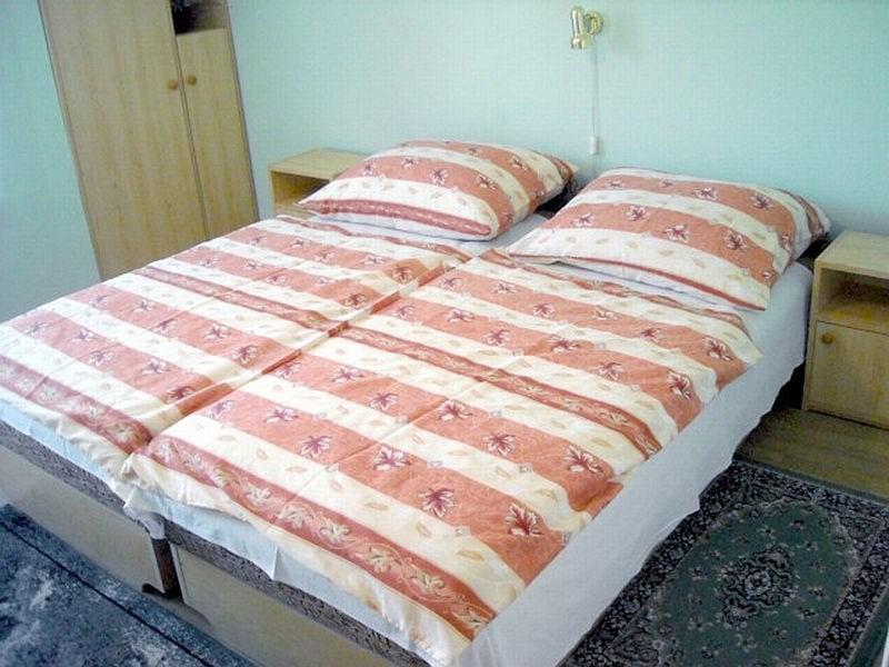 Apartment In Fonyod/Balaton 18580 ห้อง รูปภาพ